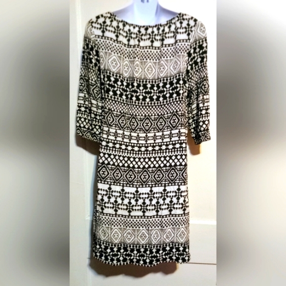 🛍️ BUNDLE ONLY🛍️ MOSSIMO LADIES BLACK AND WHITE ABSTRACT DESIGN DRESS - Picture 4 of 8